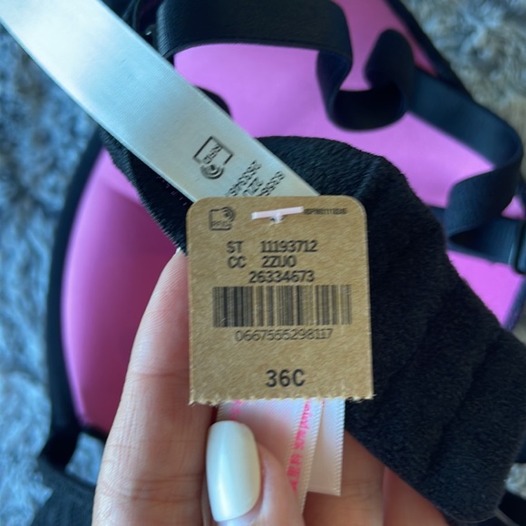 Black - Victoria’s Secret Push-up Bra - Picture 4 of 5